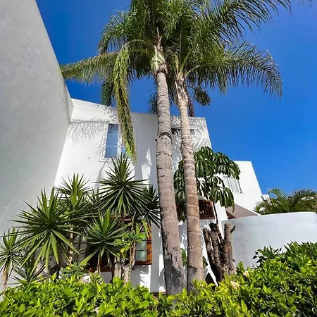 Malibu Blue Апартаменты *