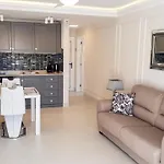 Apartment Malibu Blue *