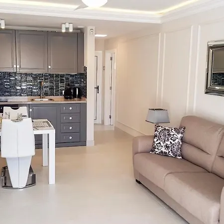 Apartment Malibu Blue *